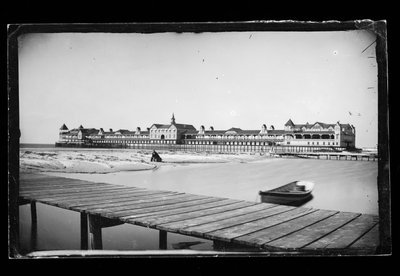 Muelle de Hierro, Coney Island, Brooklyn, c.1872-87 de George Bradford Brainerd
