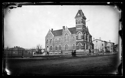 Ayuntamiento, Flatbush, Brooklyn, c.1872-87 de George Bradford Brainerd