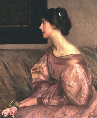 Retrato de una dama sentada, medio cuerpo de perfil sosteniendo dos rosas rosadas y vistiendo un vestido rosado de George Clausen