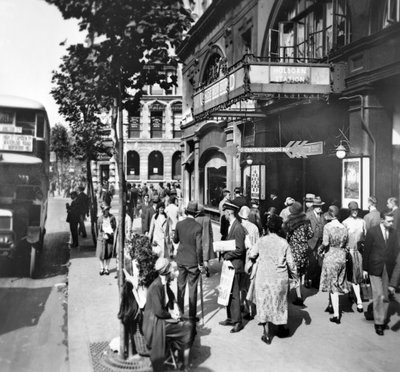 Estación de Holborn, Londres, c. 1920s de George Davison Reid