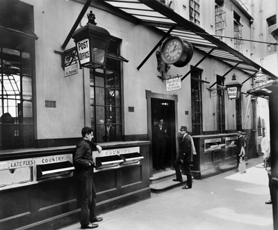 Oficina de correos de Lombard Street, Ciudad de Londres, finales del siglo XIX - principios del siglo XX de George Davison Reid
