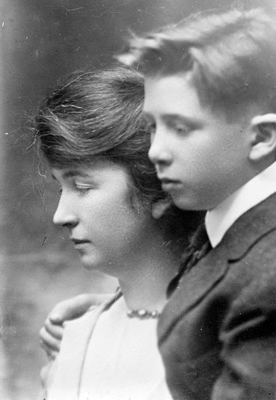 Margaret y su hijo Stuart, c.1919 de George Grantham Bain