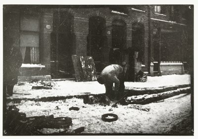 Trabajador de la construcción en el trabajo en la nieve en Amsterdam de George Hendrik Breitner