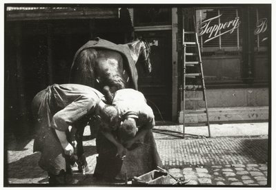 Farrier en el trabajo con un caballo de George Hendrik Breitner