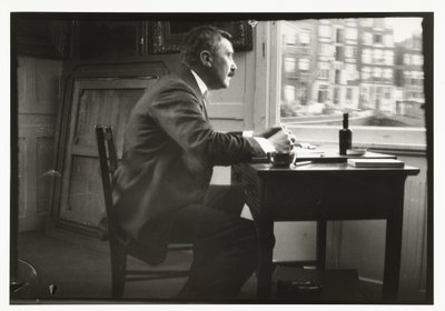 Retrato de Willem Witsen frente a la ventana de su barco de George Hendrik Breitner