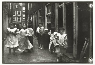 Niños jugando en una calle de George Hendrik Breitner
