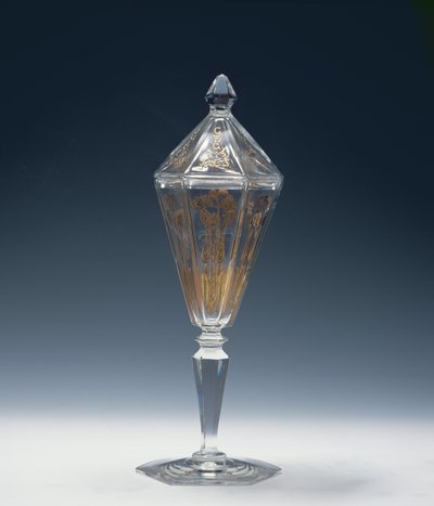 Copa de vidrio con tapa de George Heywood Maunoir Sumner