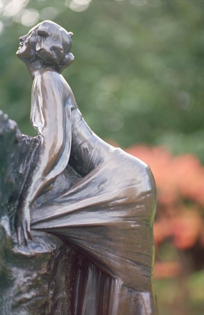 Wendy, detalle de la estatua de Peter Pan, 1912 (detalle) de George James Frampton