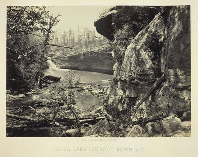 Lu-La Lake Mirador de la montaña de George N. Barnard