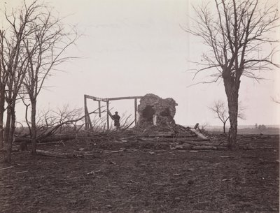 Ruinas de la casa de la Sra. Henry, campo de batalla de Bull Run, marzo de 1862 de George N. Barnard