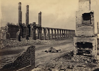 Ruinas del depósito ferroviario, Charleston, Carolina del Sur de George N. Barnard