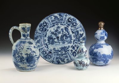 Una selección de cerámicas azules y blancas de Frankfurt en estilo chino, c.1700 de German School