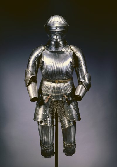 Casco cerrado y armadura parcial en estilo Maximiliano, Núremberg, c.1525 de German School