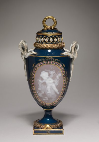 Jarrón cubierto, hecho por la Fábrica de Porcelana de Meissen, Alemania, 1881 de German School