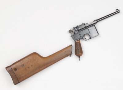 Pistola Mauser C96 7.63 mm de German School