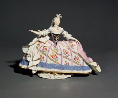 Figura de mujer de Meissen de German School