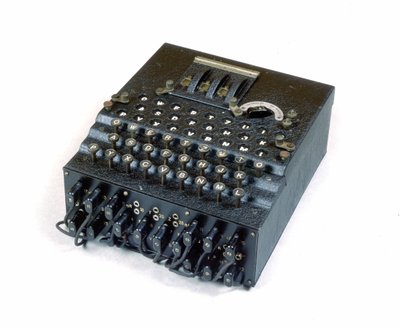 Guerra 1939-1945. Máquina de descifrado 
