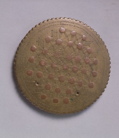 Peso en forma de lente con inserciones de cobre (latón) de Ghanaian School