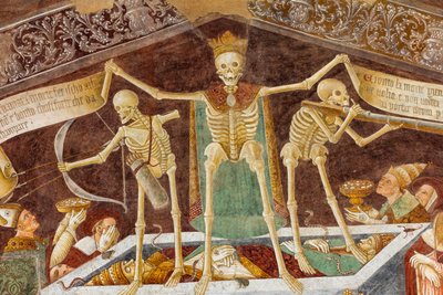 La Muerte de pie sobre un sarcófago donde yacen el Papa y el Emperador muertos, detalle del Triunfo de la Muerte y la Danza de la Muerte de Giacomo Borlone de Buschis