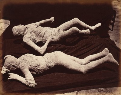 Calcos humanos, Pompeya, c. 1870 (foto) de Giorgio Sommer