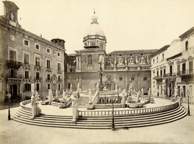 Fuente Pretoria, Palermo, Italia, fotografía de Giorgio Sommer de Giorgio Sommer