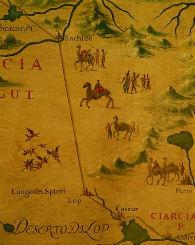 Desierto de Lop y hogar de espíritus y fantasmas atravesado por Marco Polo de Giovan Battista Ramusio