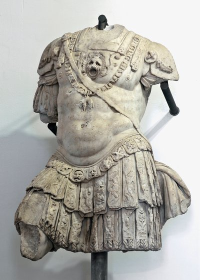 Busto de mármol de Andrea Doria, condotiero y almirante de Génova de Giovanni Angelo Montorsoli