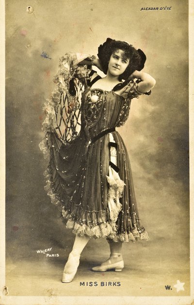 Postal: Summer Alcazar - Retrato de Miss Birks, artista de music hall de Phillipe de Marlier