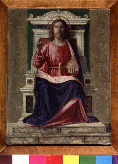 ""Cristo en el trono"" Su aureola está marcada con una cruz, sostiene en su mano izquierda un globo coronado por una cruz y hace un signo de bendición con su mano derecha. Pintura de Giovanni Battista Cima da Conegliano (circa 1459-1517) circa 1505 Dim de Giovanni Battista Cima da Conegliano
