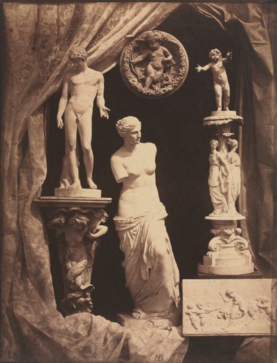 Still Life with Statuary and Drapery de Giovanni Domenico Tiepolo