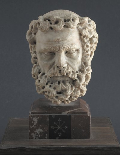 Cabeza de un hombre con barba de Giovanni Pisano