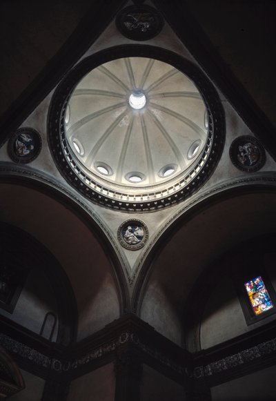 Vista interior de la iglesia de Giuliano Giamberti da Sangallo
