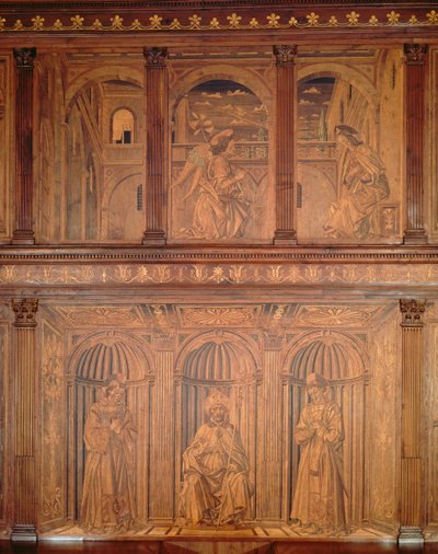 Armarios restaurados en la Sacristía Norte (Sacrestia delle Messe) que representan la Anunciación y un Obispo entronizado de Giuliano da Maiano