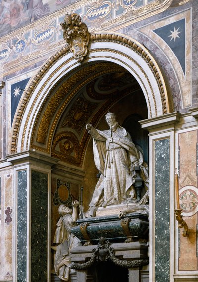 Vista del monumento dedicado al Papa León XIII hecho por Giulio Tadolini de Giulio Tadolini