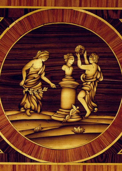 Ritual propiciatorio en el herma de Mercurio, (detalle), cómoda de nogal, arce, boj, olivo, rosa y palo de rosa, por Giuseppe Maggiolini (1738-1814), Italia de Giuseppe Maggiolini