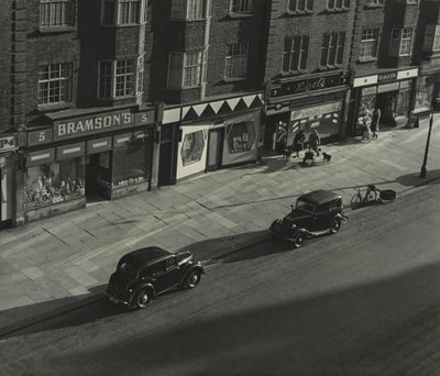 Escena callejera en Londres de Godfrey Macdominic