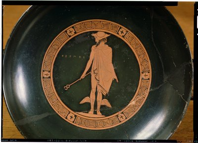 Copa de figuras rojas griegas, que representa al dios Hermes de Greek
