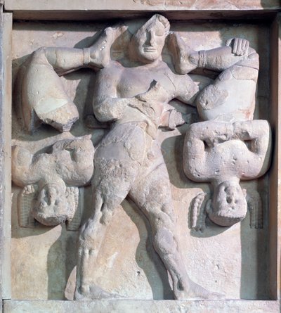 Magna Grecia: metopa con Hércules con los Cercopes, relieve de piedra, 575-550 a.C. de Greek