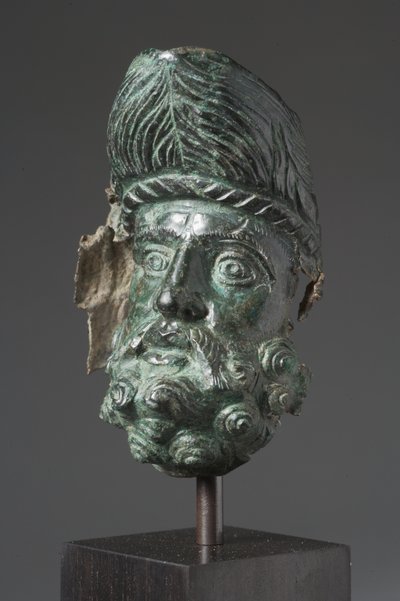 Pico de vaso en forma de cabeza de Heracles de Greek