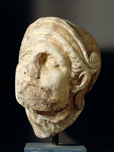 Cabeza de guerrero por Skopas, del frente del Templo de Atenea Alea en Tegea, siglo IV a.C. de Greek