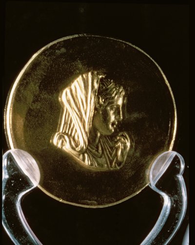 Medalla de oro de Olimpia, del Tesoro de Aboukir de Greek School