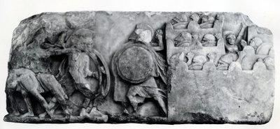 Sección del friso del Monumento de las Nereidas en Xanthus, circa siglo IV a.C. de Greek School