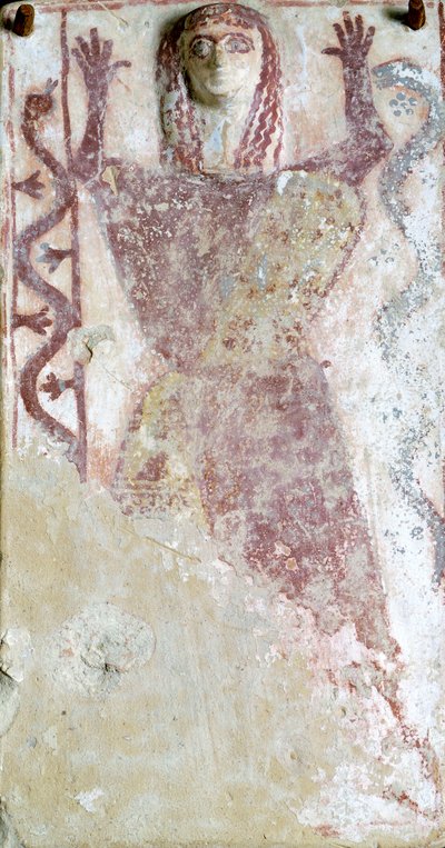 Pintura policroma sobre pinax y relieve que representa a una deidad femenina con serpiente procedentes del Ágora de Atenas, Grecia, Civilización griega, siglo VII a.C. de Greek School