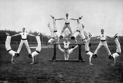 Exhibición del personal de gimnasia de Aldershot, Hampshire, 1896 de Gregory and Co