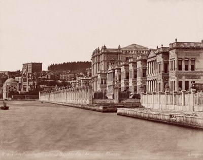 Palacio de Dolmabahçe y Embajada Alemana de Guillaume Berggren