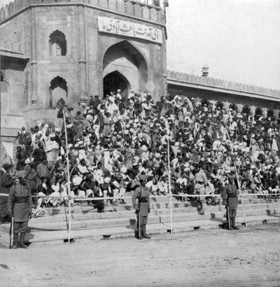 Espectadores en Jumma Masjid, Bangalore, India de H. Hands and Son