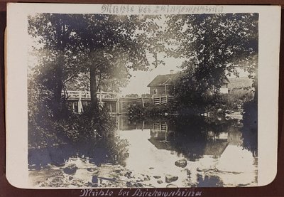 Primera Guerra Mundial: Ucrania en los años 1914-1916 durante la invasión del ejército alemán. Puente sobre el río (foto en blanco y negro) de Heldenfriedhof Dsessentniki (attr. to)