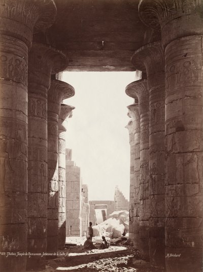 Tebas, Templo del Ramesseum, Interior de la Sala Hipóstila de Henri Béchard