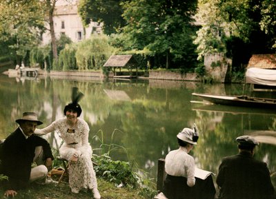 Comida en las orillas del río en Montigny, Francia, c.1920-25 de Henri Chouanard