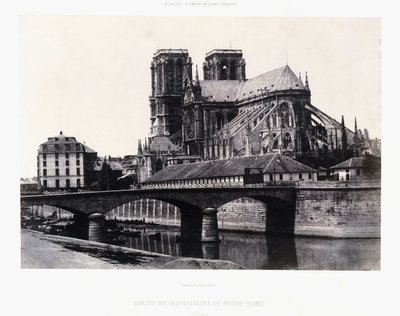 Iglesia de Notre-Dame, siglo XII, c.1852 de Henri Jean Louis (attr.to) Le Secq